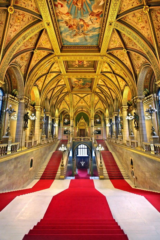 בניין הפרלמנט בודפשט
